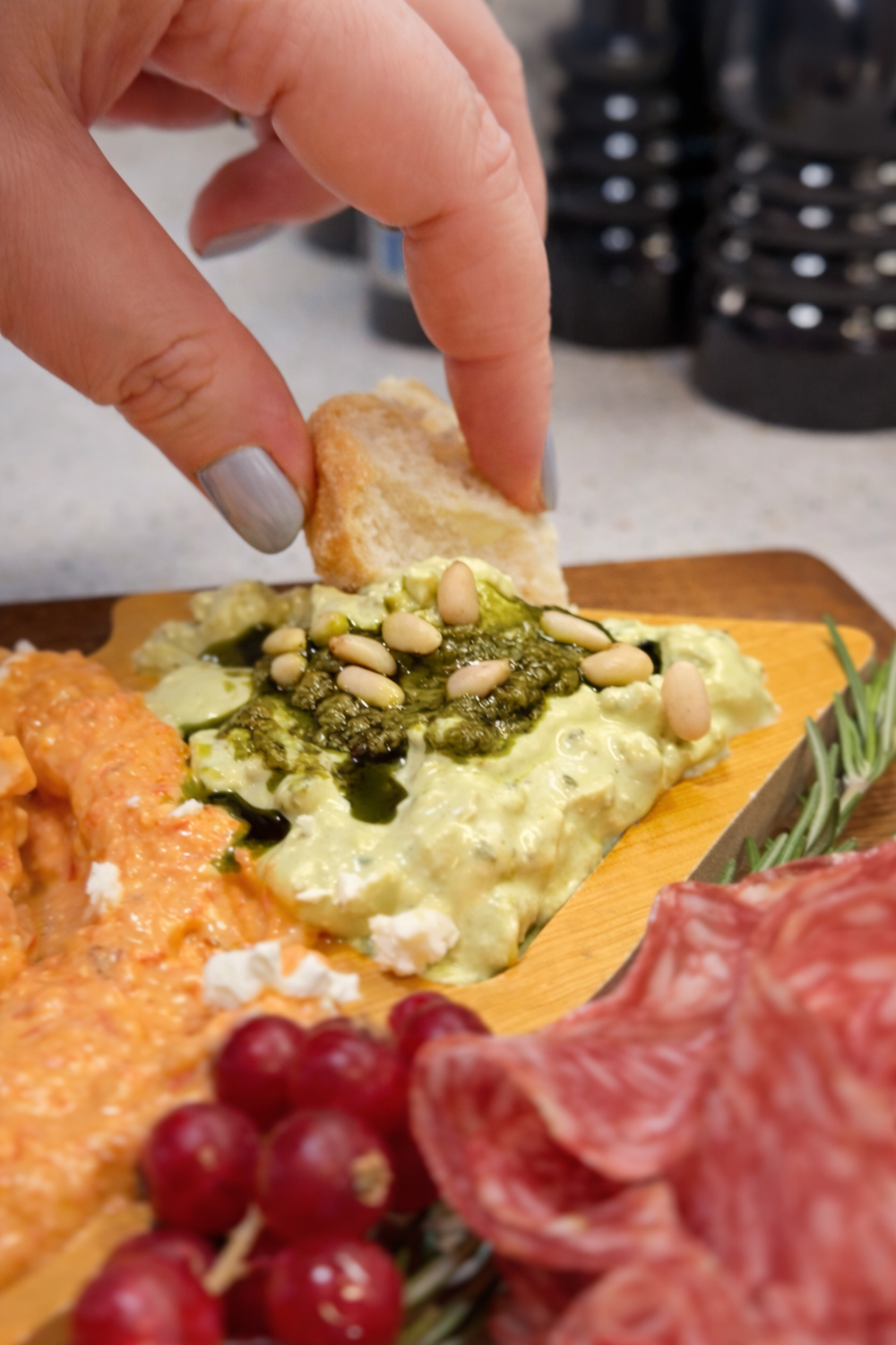 Pesto Cottage Cheese Dip