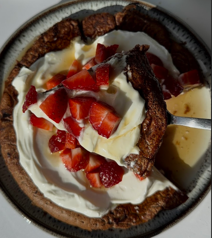 High-Protein Chocolate Cottage Cheese Skillet Cake